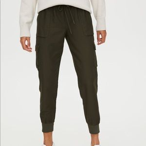Aritzia - Community Cebu Pant - Dark Olive - M